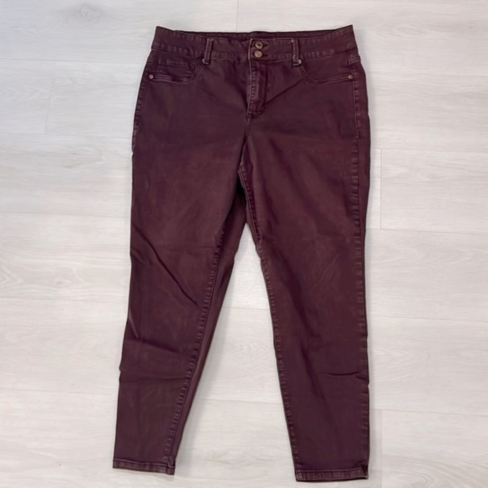Maurices High Rise XL Short Jeans